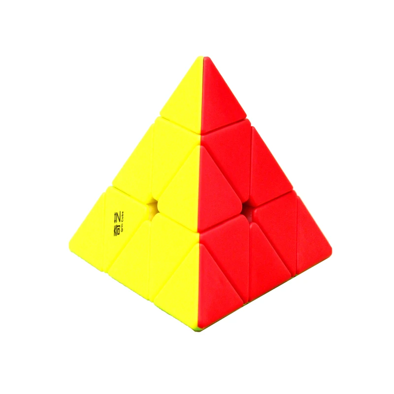 هرم روبیک حرفه‌ای سریع کیوآی مدل Pyramix با بلبرینگ تمام فلزی، امکان روغن‌کاری، ماندگاری رنگ و توصیه شده توسط رکورددار جهانی Mate Valla