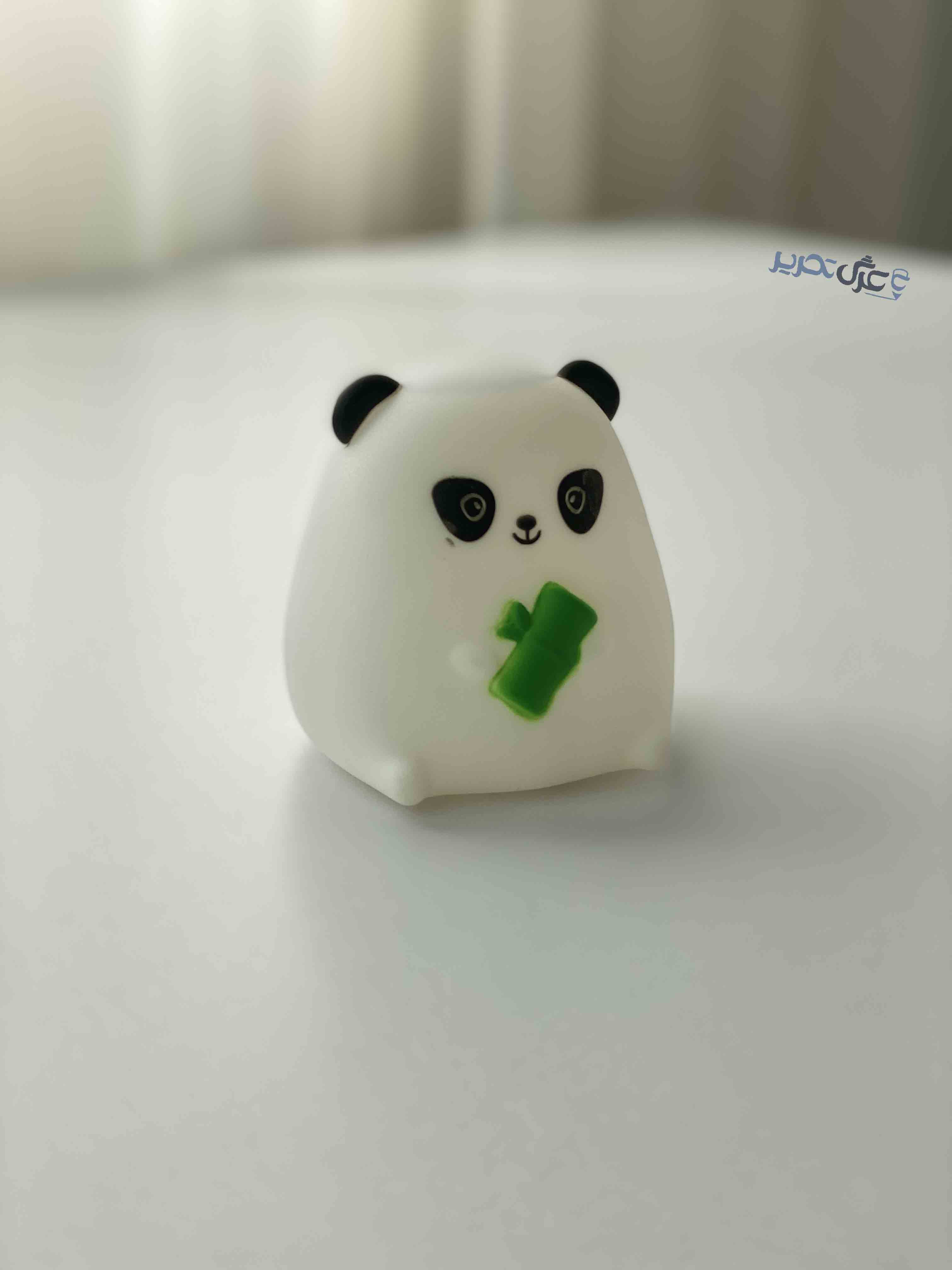 چراغ خواب پاندا نشسته
